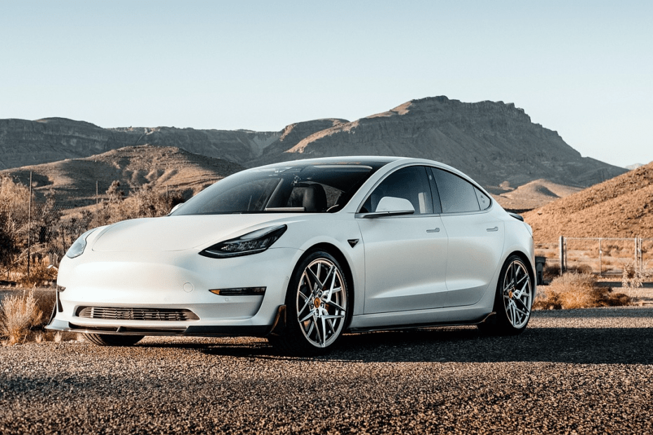 Tesla Model 2 Prix et autonomie